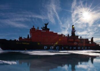 Russia New Super Icebreaker Reaches North Pole During Ice Trials