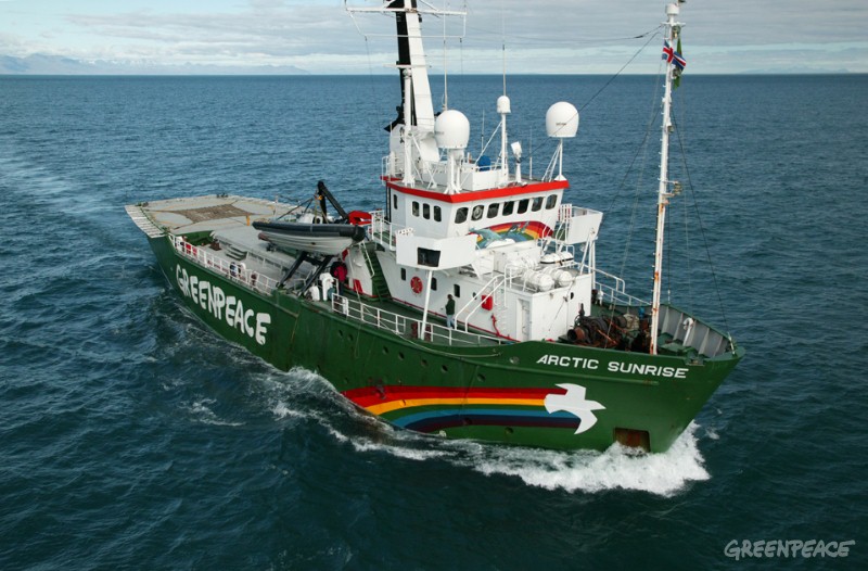 Greenpeace-ship-Arctic-Sunrise.jpg