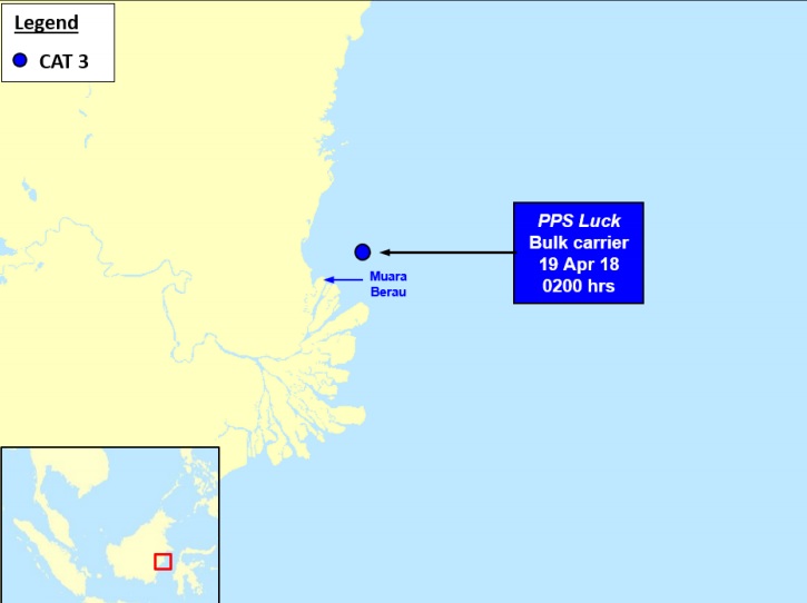 Robbers board ship at Indonesian Samarinda anchorage