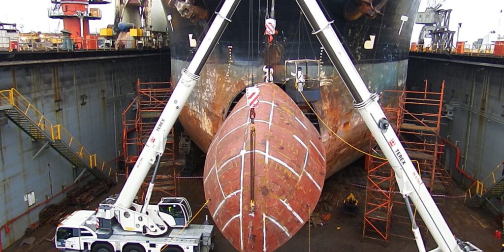 Do you know what the bulbous bow is for?