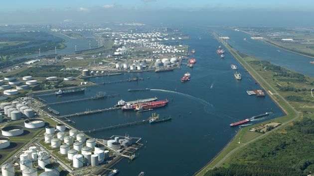 Port of Rotterdam invests heavily in 2023 for a resilient future -  SAFETY4SEA