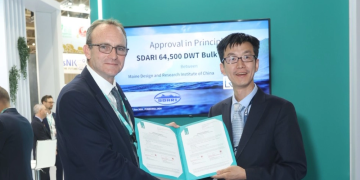 LR and SDARI collaborate on next-gen bulk carrier