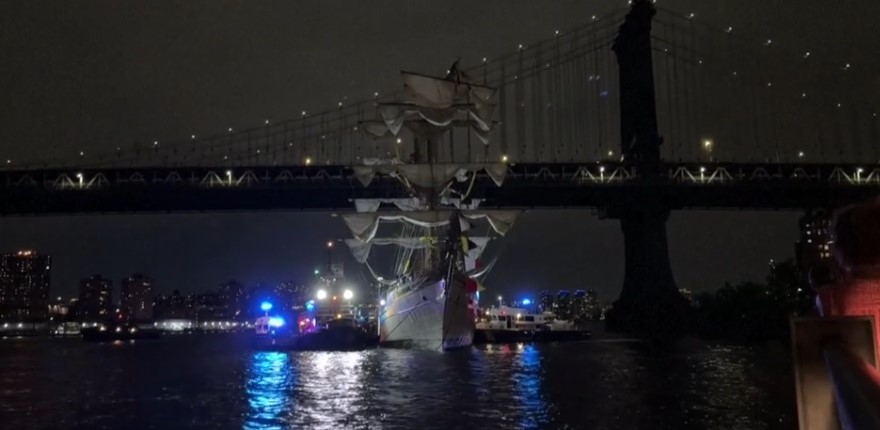 Mexican Navy Vessel Crashes Into Brooklyn Bridge, Resulting In Fatalities